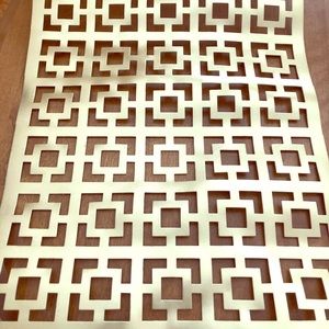 Table runner-geometric gold